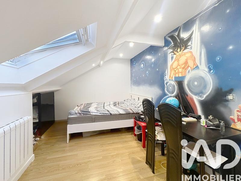 Maison - 140 m² - 6 pièces