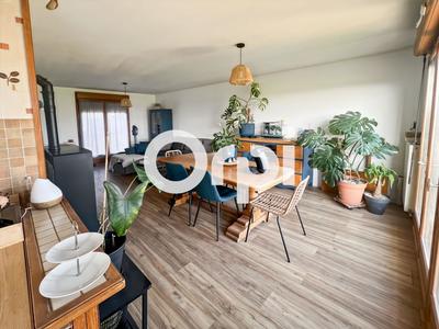 Maison - 90 m² - 4 pièces