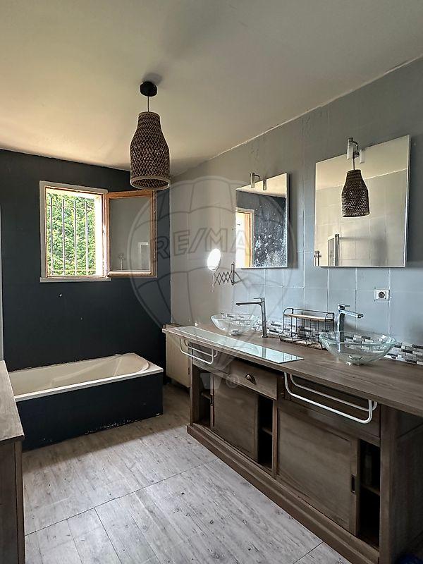 Maison - 109 m² - 5 pièces