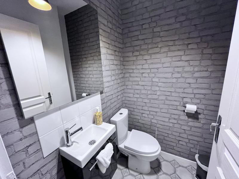 Maison traditionnelle - 530 m² - 16 pièces