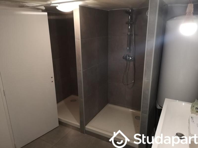 Chambre - 14 m² - 1 pièce