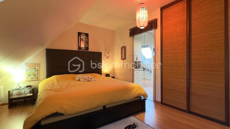 Maison - 101 m² - 5 pièces