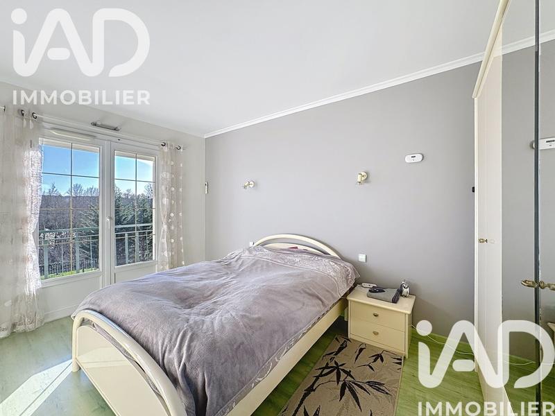 Maison - 180 m² - 5 pièces