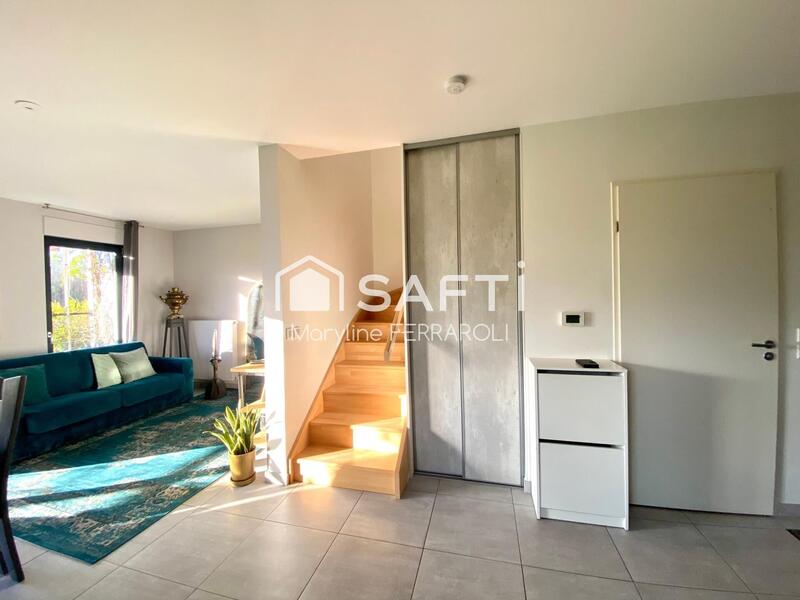 Maison - 103 m² - 4 pièces