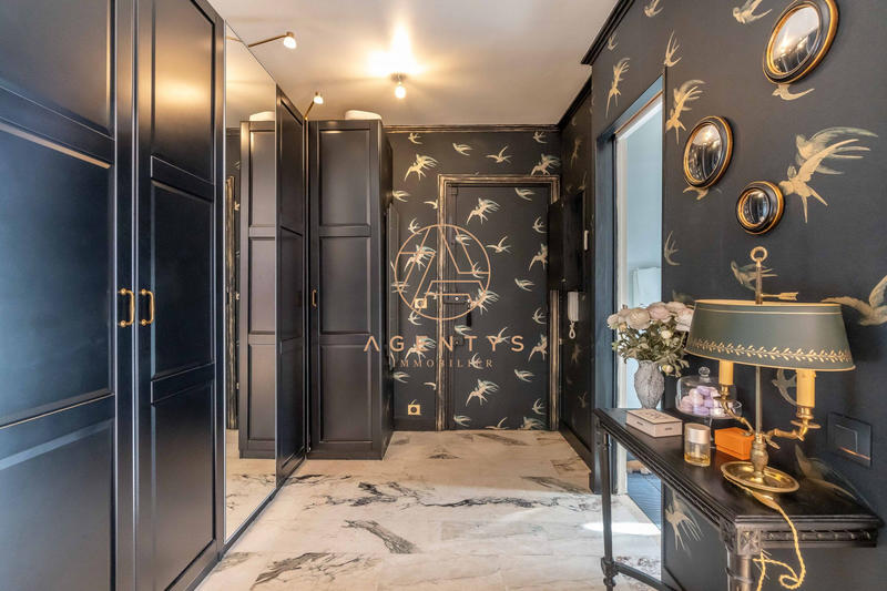 Appartement - 121 m² - 4 pièces