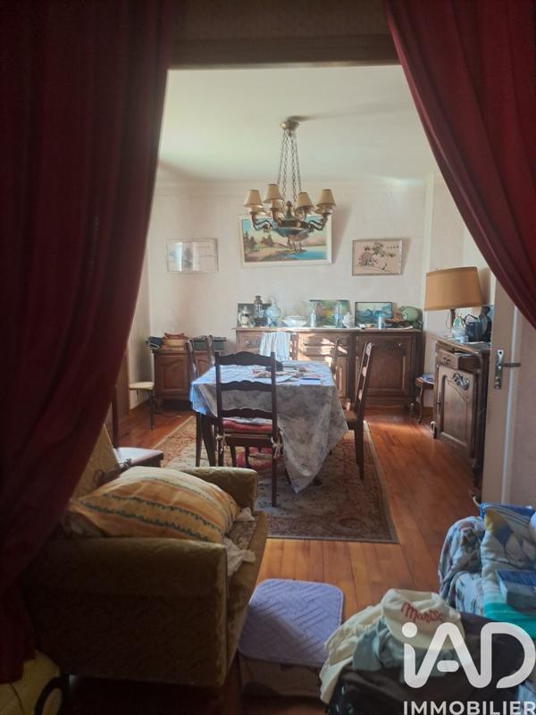 Maison - 140 m² - 8 pièces