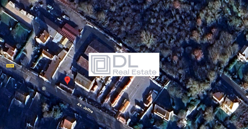 Terrain commercial - 5 400 m²