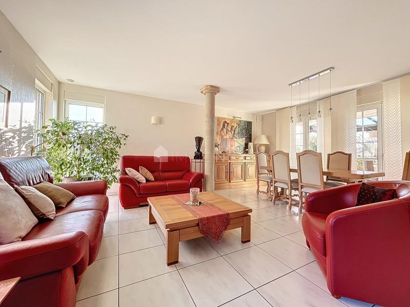 Maison - 169 m² - 6 pièces