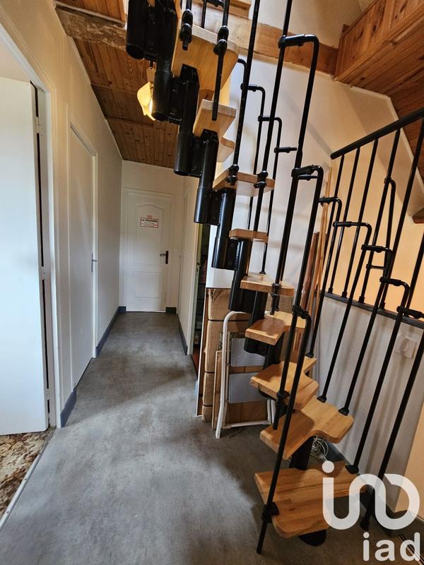 Maison - 170 m² - 9 pièces