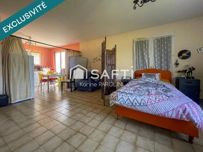 Maison - 80 m² - 4 pièces