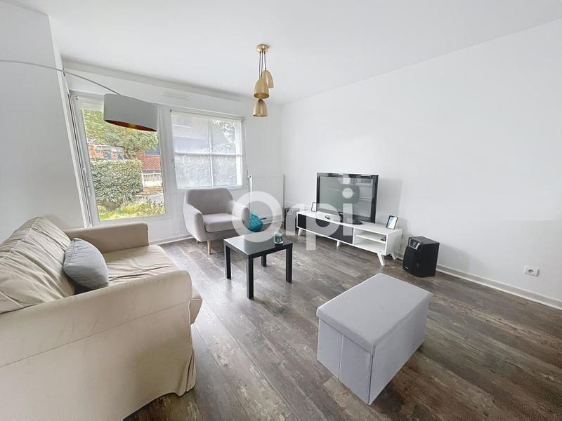 Maison - 104 m² - 4 pièces