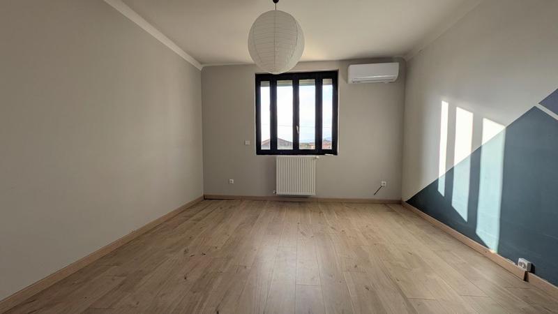 Villa - 150 m² - 6 pièces