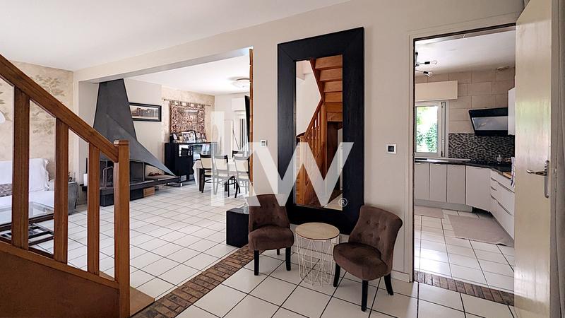 Maison contemporaine - 130 m² - 6 pièces