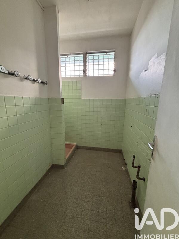 Maison - 193 m² - 8 pièces