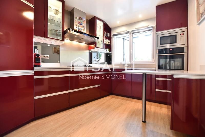 Maison - 184 m² - 7 pièces