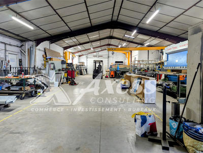 Local d'activité / Entrepôt - 600 m²