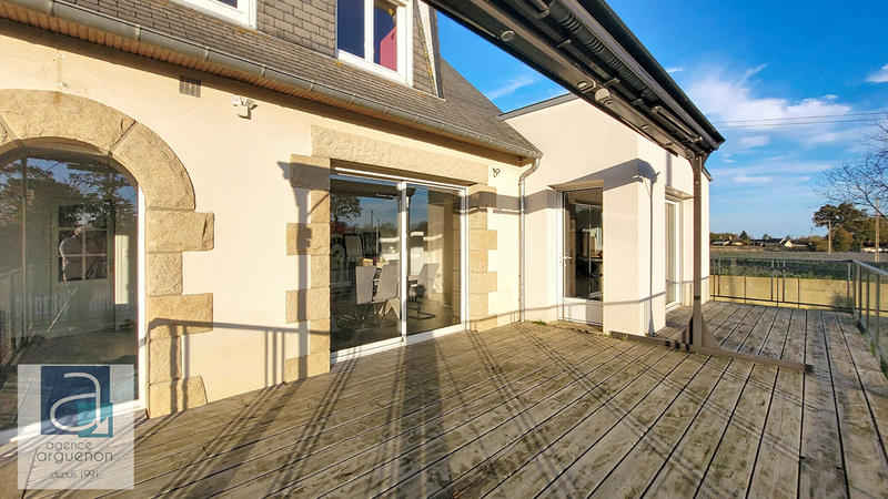 Maison - 140 m² - 7 pièces