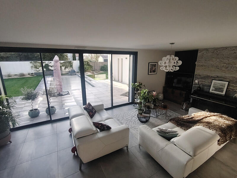 Villa - 146 m² - 5 pièces