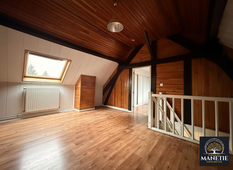 Maison - 180 m² - 5 pièces