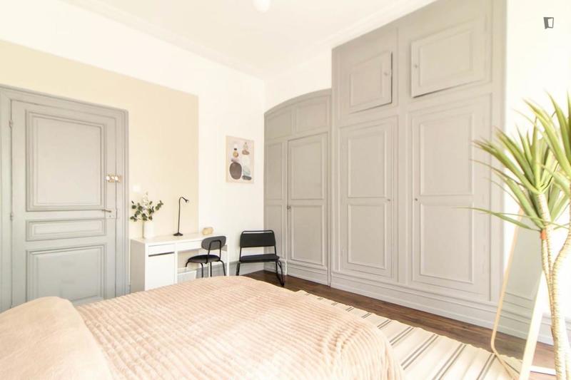 Chambre - 15 m² - 6 pièces