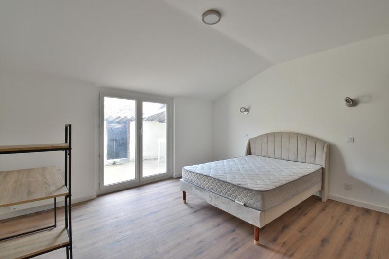 Immeuble - 195 m² - 8 pièces