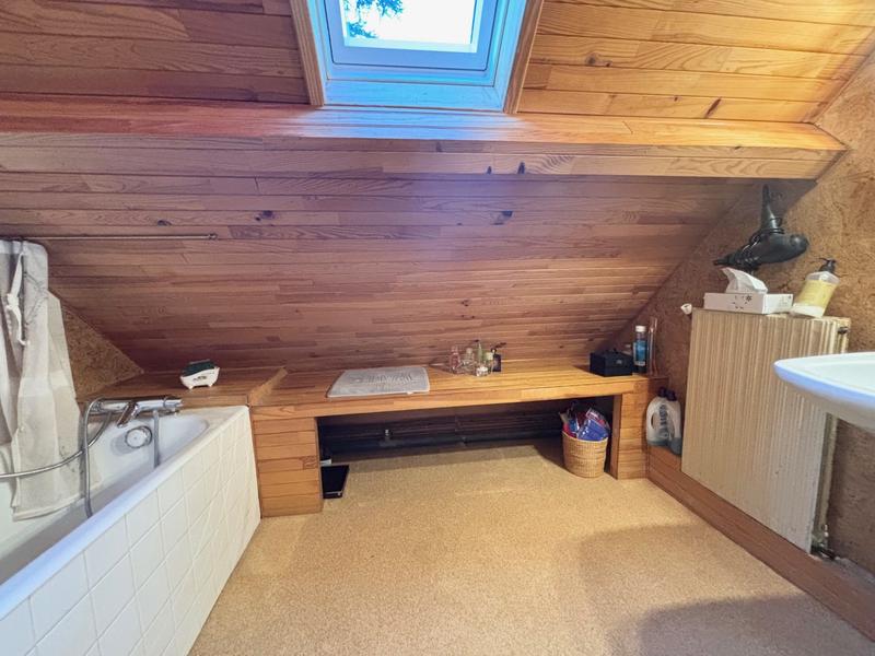 Maison traditionnelle - 191 m² - 8 pièces