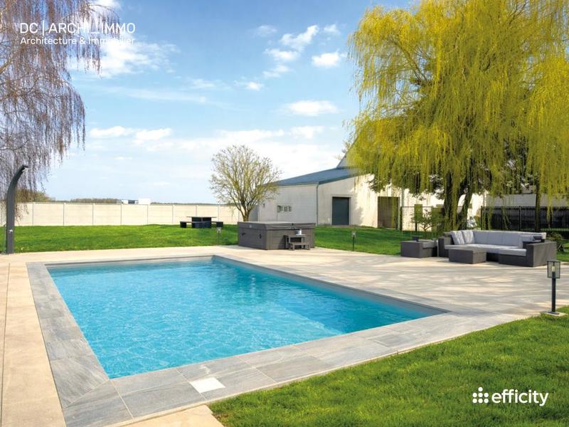 Maison - 365 m² - 9 pièces