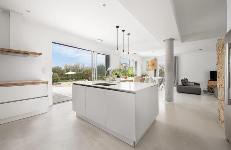 Villa - 245 m² - 8 pièces