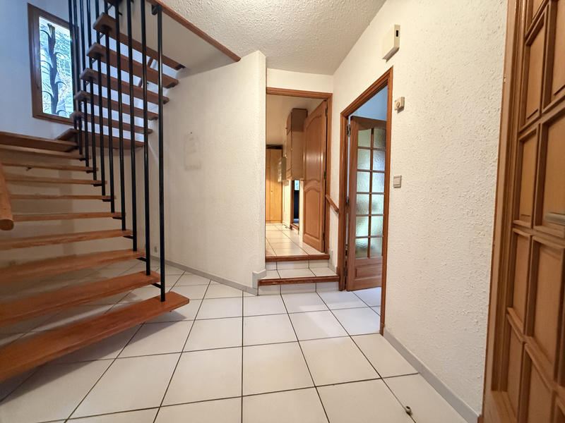 Maison - 140 m² - 5 pièces