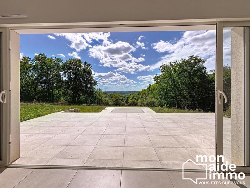 Maison - 110 m² - 4 pièces