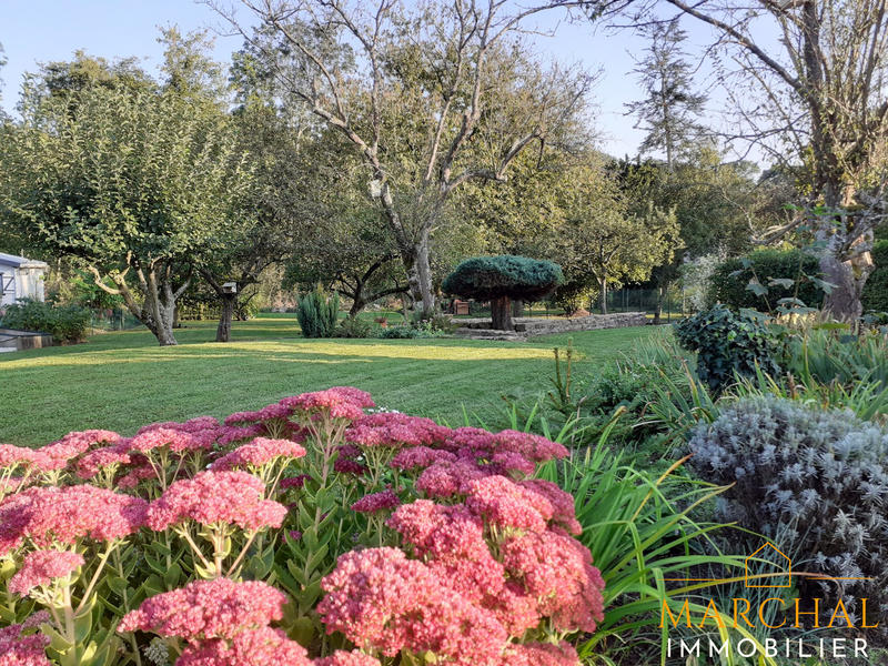 Maison - 207 m² - 7 pièces