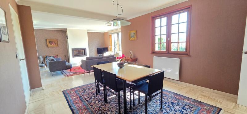 Maison - 155 m² - 7 pièces