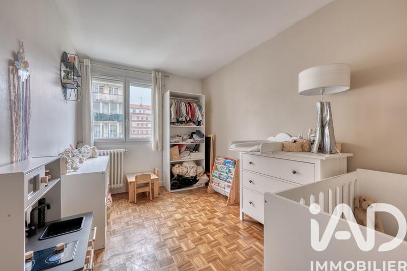 Appartement - 70 m² - 4 pièces