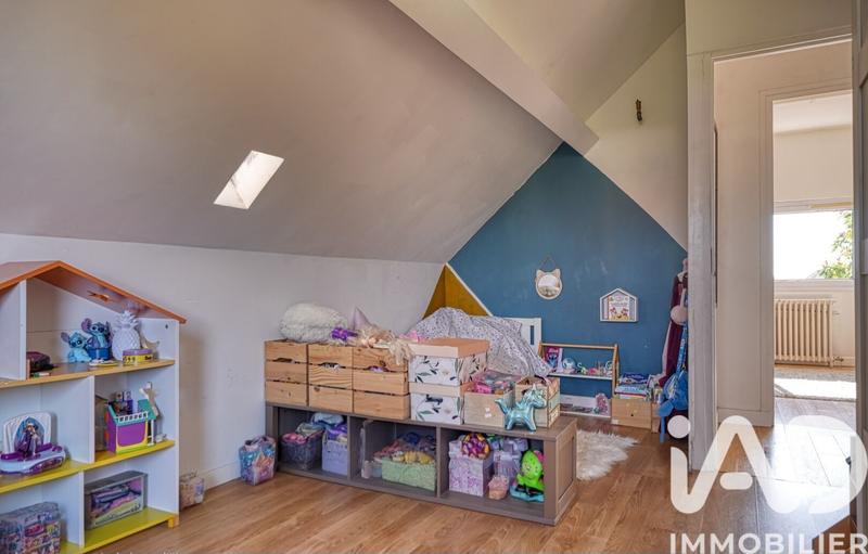 Maison - 94 m² - 6 pièces