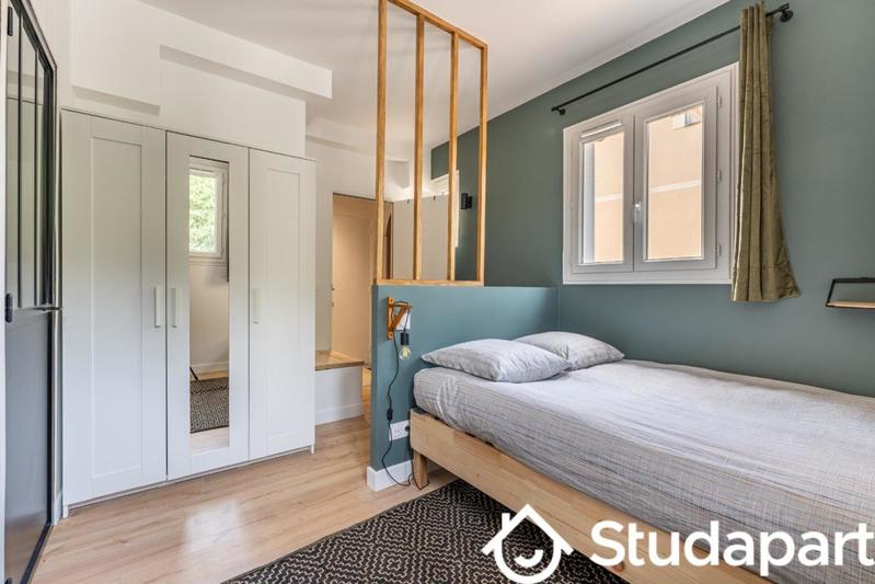 Chambre - 14 m² - 1 pièce