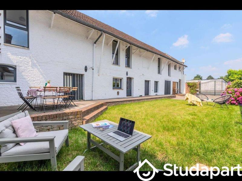 Chambre - 18 m² - 1 pièce