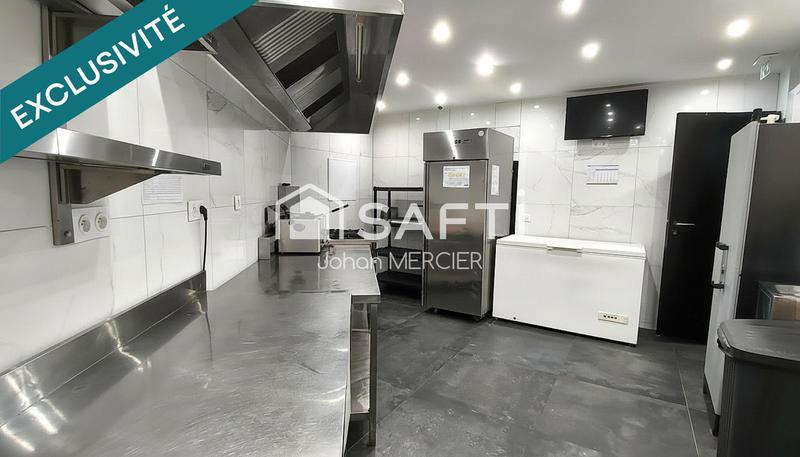 Local commercial - 200 m² - 4 pièces