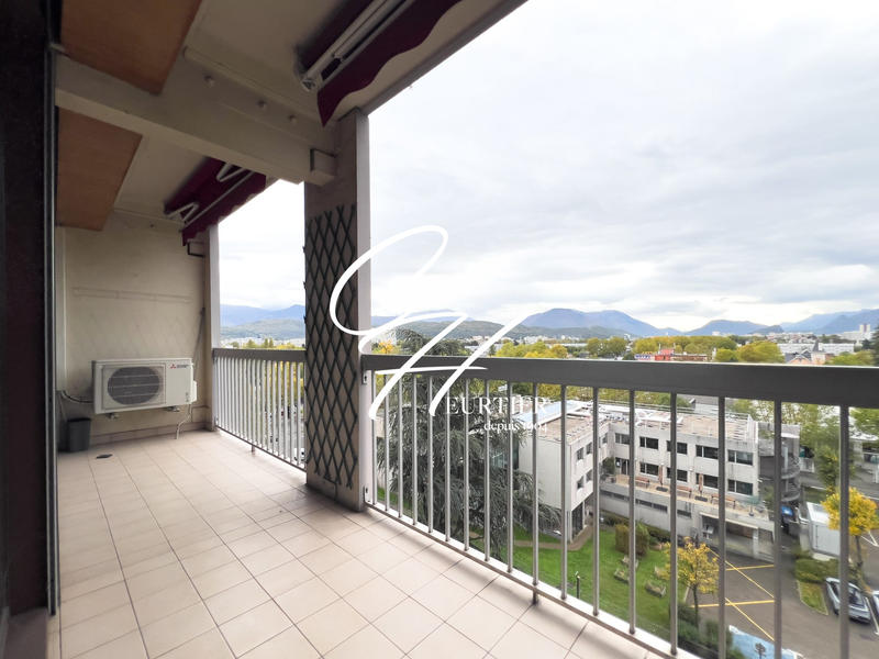 Appartement - 98 m² - 4 pièces