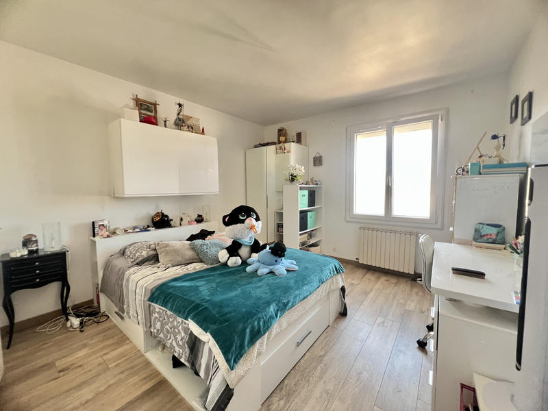 Maison - 210 m² - 6 pièces
