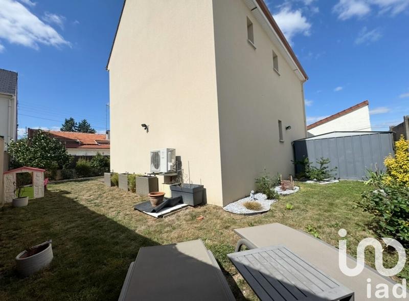 Maison - 90 m² - 5 pièces