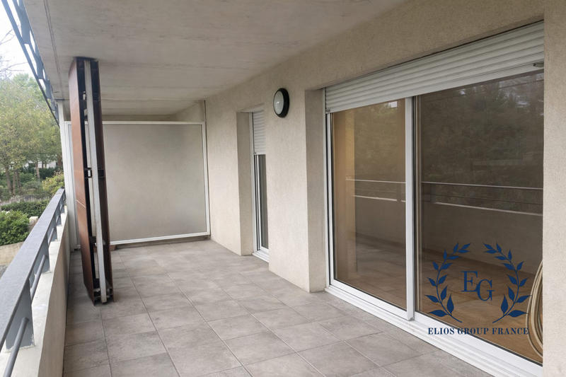 Appartement - 97 m² - 5 pièces