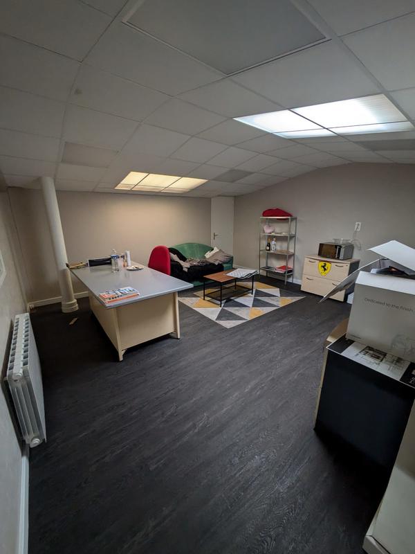 Local d'activités - 400 m²