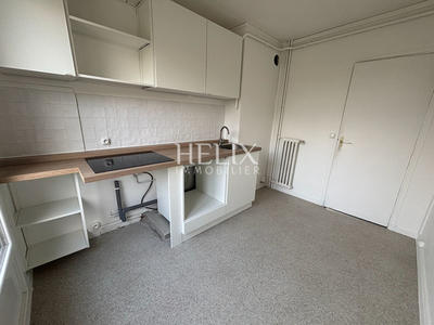 Appartement - 85 m² - 5 pièces