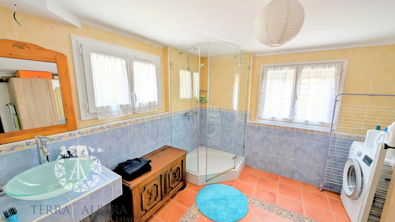 Villa - 135 m² - 5 pièces