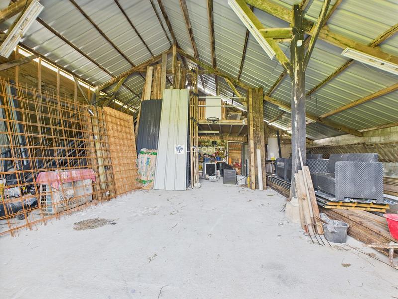 Maison - 342 m² - 12 pièces