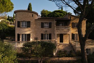 Maison - 190 m² - 8 pièces