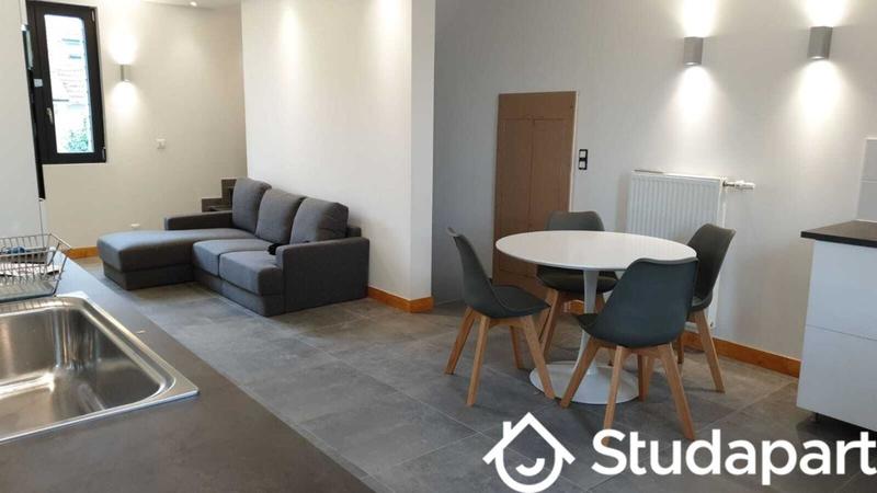 Chambre - 13 m² - 1 pièce