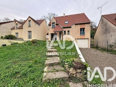 Maison - 124 m² - 6 pièces
