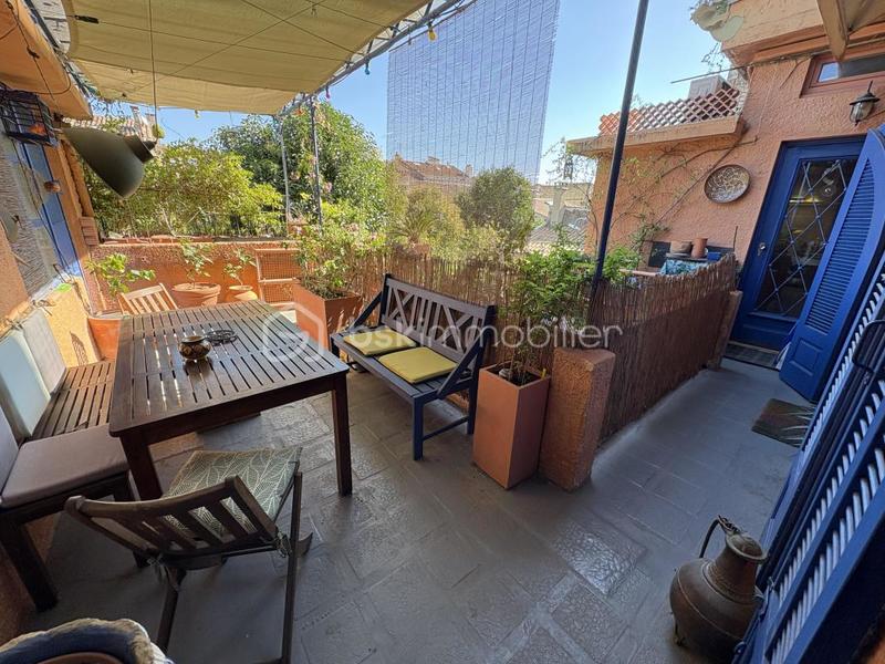 Loft - 98 m² - 4 pièces