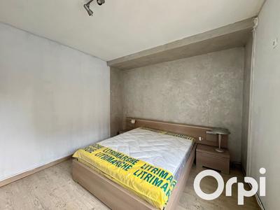 Appartement - 80 m² - 3 pièces